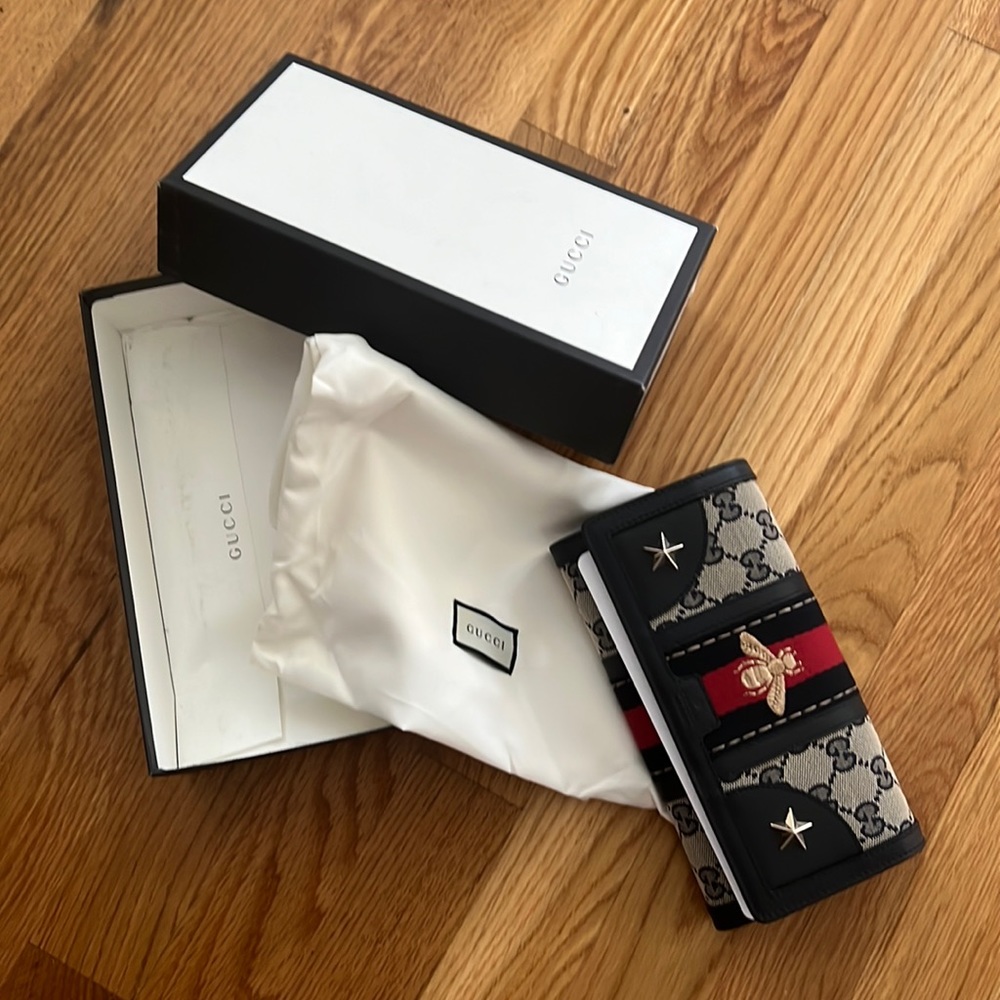 Gucci Queen bee navy GG wallet NWT